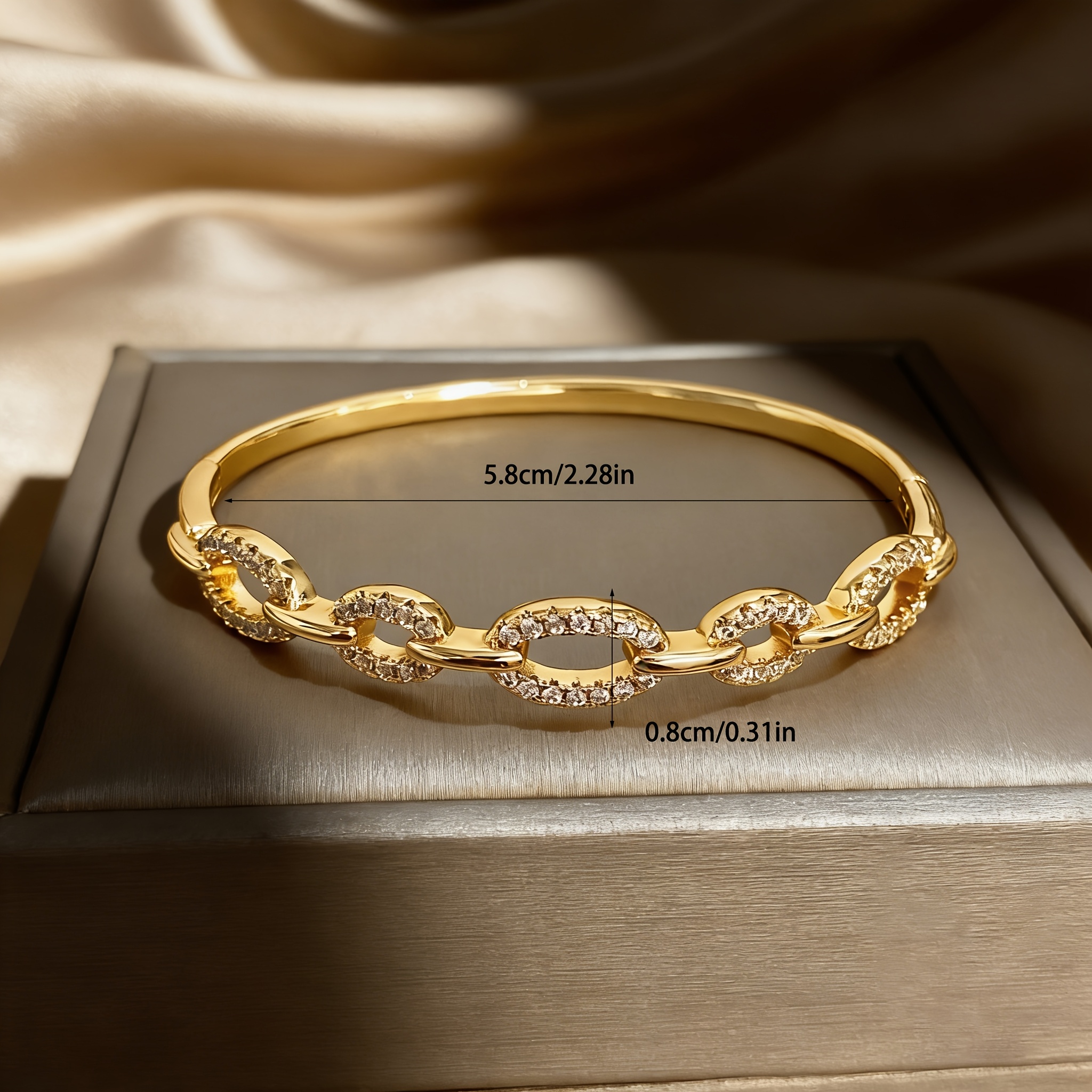 Copper Metal Bracelet with Golden-Toned Chain Link Design